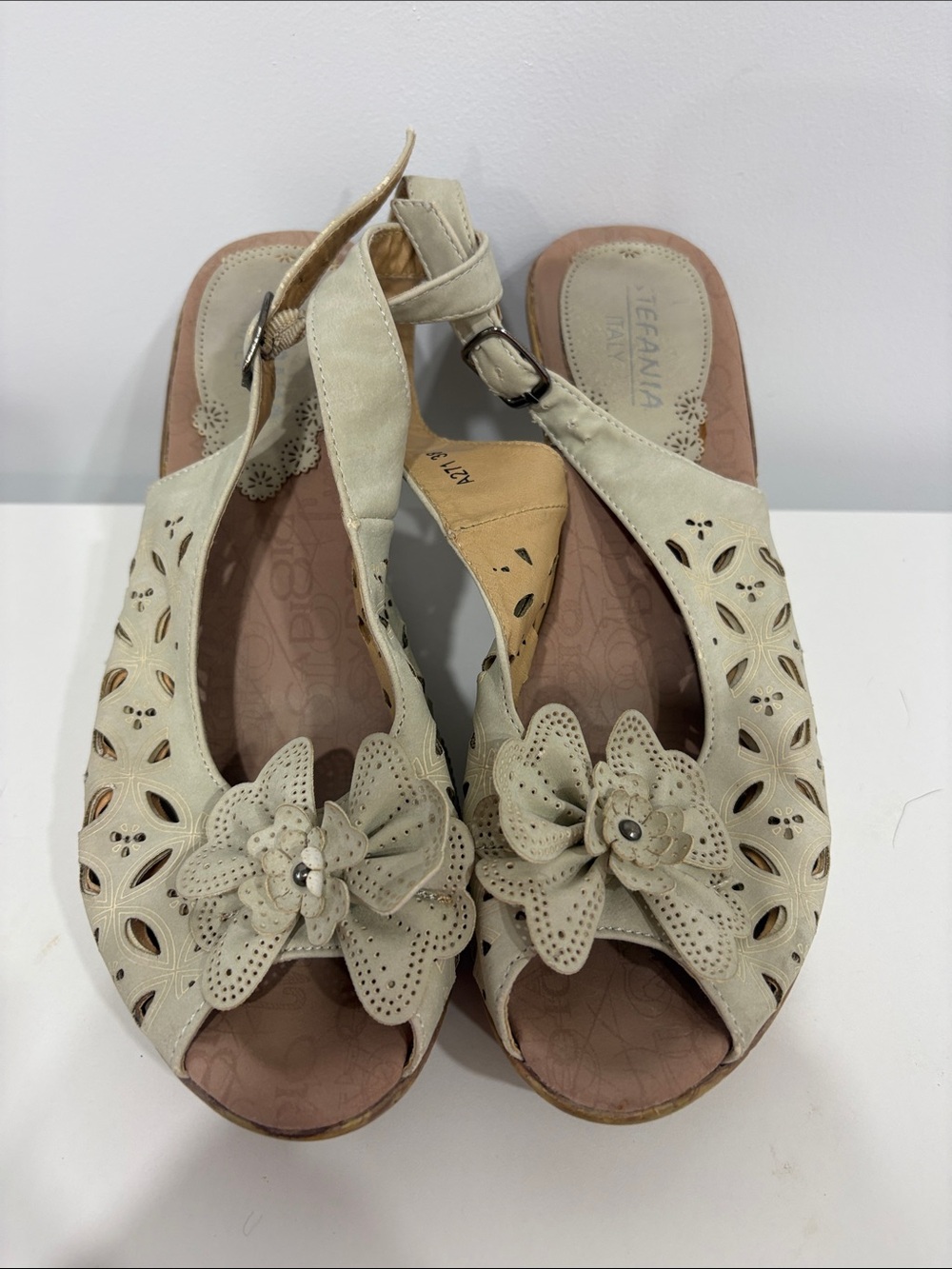 Stefania Italy Floral Cutout Wedge Sandals – Cream EU38